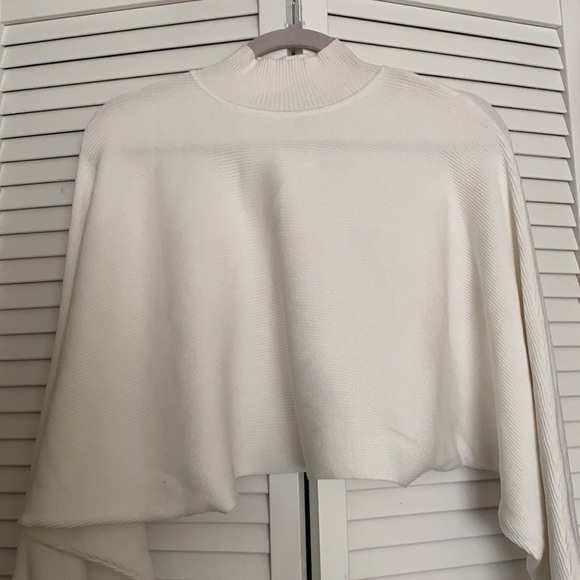 Crop top turtleneck sweater - Picture 1 of 3